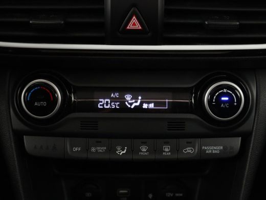 Hyundai Kona 1.6 GDI HEV Premium Sky | Schuifdak | Leder | Stoelventilatie | Adaptive cruise | Trekhaak | Head... ActivLease financial lease