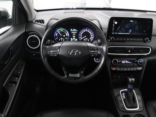 Hyundai Kona 1.6 GDI HEV Premium Sky | Schuifdak | Leder | Stoelventilatie | Adaptive cruise | Trekhaak | Head... ActivLease financial lease