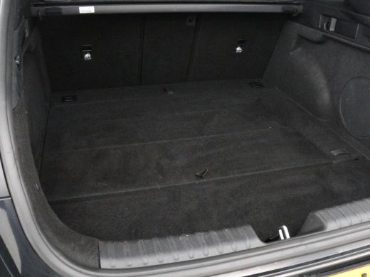 Kia ProCeed 1.6 T-GDI GT | 204pk | Panoramadak | Leder/Alcantara | Stoel & stuurverwarming | Trekhaak | Adapt... ActivLease financial lease