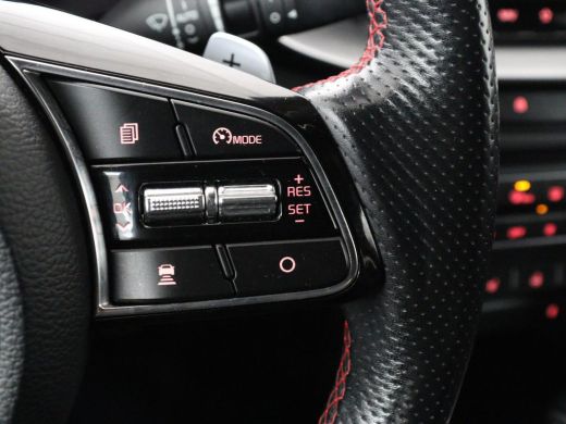 Kia ProCeed 1.6 T-GDI GT | 204pk | Panoramadak | Leder/Alcantara | Stoel & stuurverwarming | Trekhaak | Adapt... ActivLease financial lease