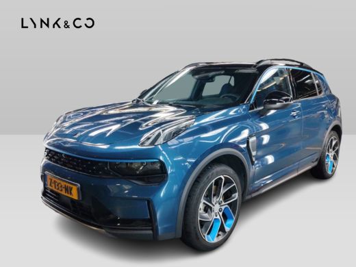 Lynk & Co 01 1.5 262pk PHEV Trekhaak Zwarte Hemel Plug-in