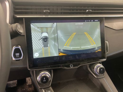 Lynk & Co 01 1.5 262pk PHEV Trekhaak Zwarte Hemel Plug-in ActivLease financial lease