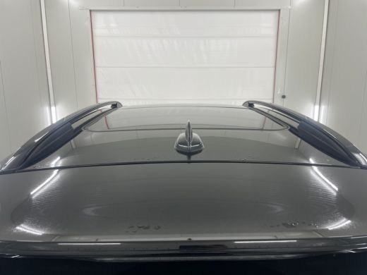 Lynk & Co 01 1.5 262pk PHEV Trekhaak Zwarte Hemel Plug-in ActivLease financial lease