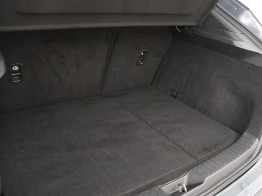 Mazda CX-30 2.0 e-SkyActiv-X M Hybrid Luxury | Leder | Stoelverwarming | Head-Up | Adaptive cruise | Camera |... ActivLease financial lease