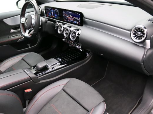 Mercedes-Benz A-Klasse 250 e PHEV Solution AMG Limited Business ActivLease financial lease