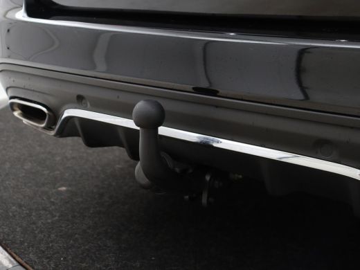 Mercedes-Benz C-Klasse 160 AMG Limited | Stoelverwarming | Leder/Alcantara | Trekhaak | Full LED | Park Assist | Camera ... ActivLease financial lease