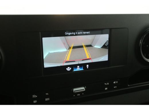 Mercedes-Benz Sprinter 2.2 CDI L2H2 | DC | 7 Zits | Automaat | Airco | Cruise | Camera | Trekhaak | Carplay ActivLease financial lease