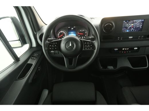 Mercedes-Benz Sprinter 2.2 CDI L2H2 | DC | 7 Zits | Automaat | Airco | Cruise | Camera | Trekhaak | Carplay ActivLease financial lease