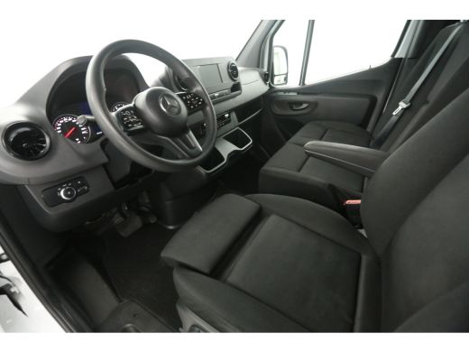 Mercedes-Benz Sprinter 2.2 CDI L2H2 | DC | 7 Zits | Automaat | Airco | Cruise | Camera | Trekhaak | Carplay ActivLease financial lease
