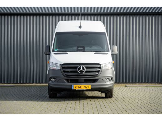 Mercedes-Benz Sprinter 317 CDI L2H2 | Mbux | Facelift | Navi | Camera | Adapt.Cruise | Automaat ActivLease financial lease