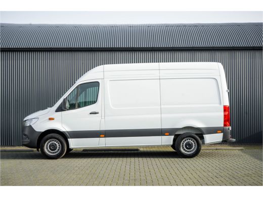 Mercedes-Benz Sprinter 317 CDI L2H2 | Mbux | Facelift | Navi | Camera | Adapt.Cruise | Automaat ActivLease financial lease