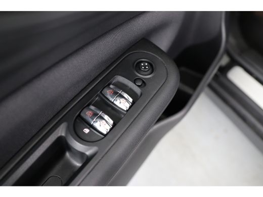 Mini Clubman 1.5 DAB+ | Lichtmetaal | Climate control |  Parkeersensoren | ActivLease financial lease