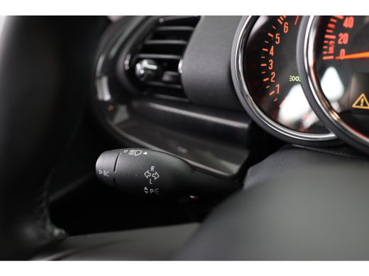 Mini Clubman 1.5 DAB+ | Lichtmetaal | Climate control |  Parkeersensoren | ActivLease financial lease