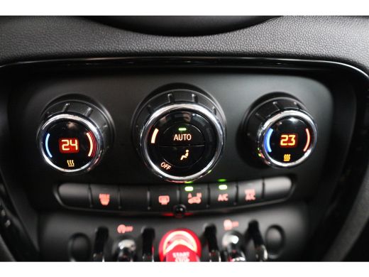 Mini Clubman 1.5 DAB+ | Lichtmetaal | Climate control |  Parkeersensoren | ActivLease financial lease