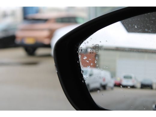 Opel Corsa 1.2 Turbo Hybrid Ultimate | Alcantara bekleding | Adaptieve cruise control | Matrix led | Keyless... ActivLease financial lease