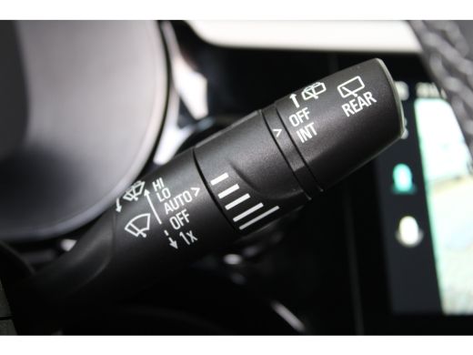 Opel Corsa 1.2 Turbo Hybrid Ultimate | Alcantara bekleding | Adaptieve cruise control | Matrix led | Keyless... ActivLease financial lease