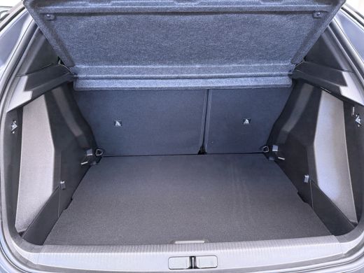 Peugeot 2008 GT | Active Safety Brake met camera en radar (automatisch noodremsysteem) met Distance Alert (waa... ActivLease financial lease