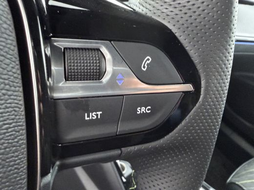 Peugeot 2008 GT | Active Safety Brake met camera en radar (automatisch noodremsysteem) met Distance Alert (waa... ActivLease financial lease