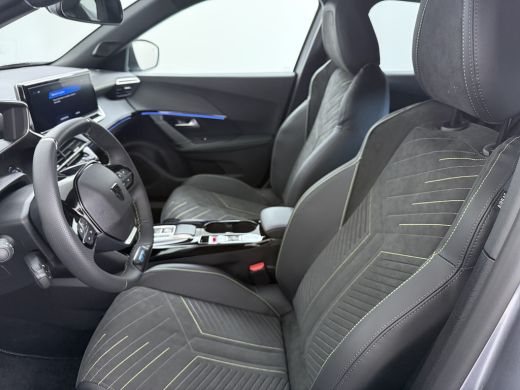 Peugeot 2008 GT | Active Safety Brake met camera en radar (automatisch noodremsysteem) met Distance Alert (waa... ActivLease financial lease