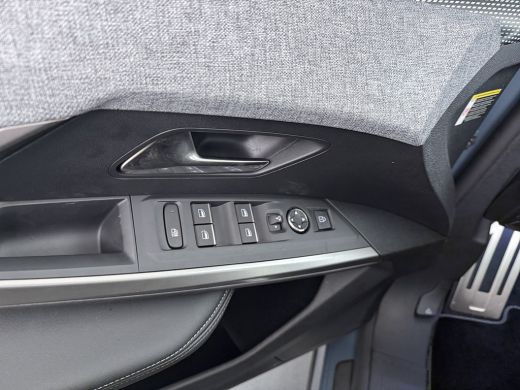 Peugeot 5008 GT | Adaptieve cruise control met Stop&Go functie | LED 3D-achterlichten | On-board charger 7,4kW ActivLease financial lease