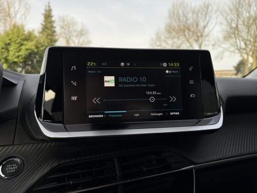 Peugeot e-208 Aut. EV Allure Pack | SoH 87% | Navi | PDC | Apple Carplay | ActivLease financial lease