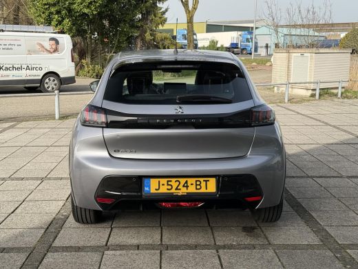 Peugeot e-208 Aut. EV Allure Pack | SoH 87% | Navi | PDC | Apple Carplay | ActivLease financial lease