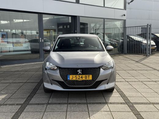 Peugeot e-208 Aut. EV Allure Pack | SoH 87% | Navi | PDC | Apple Carplay | ActivLease financial lease