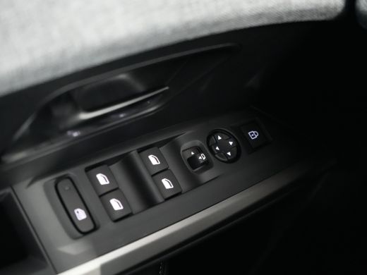 Peugeot e-3008 Allure | Elektrische parkeerrem | Extra getinte achterste zijruiten en achterruit ActivLease financial lease