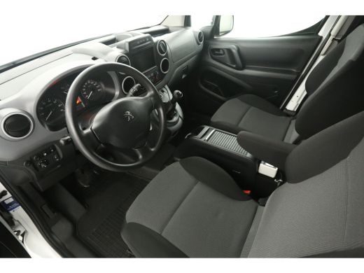 Peugeot Partner 1.6 BlueHDi 100PK | Airco | Cruise | Carplay | Navi | Parkeersens. | Elektrpakket ActivLease financial lease