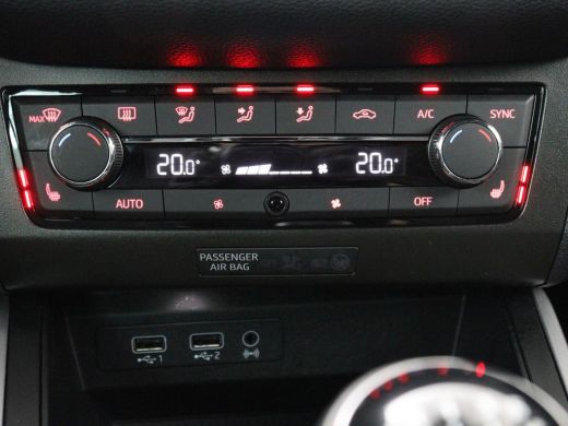 Seat Arona 1.5 TSI EVO FR Intens | Stoelverwarming | Leder/Alcantara | Full LED | Adaptive cruise | Camera |... ActivLease financial lease