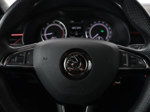 Skoda Scala 1.0 TSI Sport | Automaat | Trekhaak | Carplay | 17'' | Sportstoelen | Full LED | Parkeerhulp | Cl... ActivLease financial lease