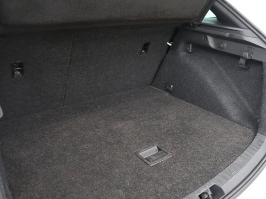 Skoda Scala 1.0 TSI Sport | Automaat | Trekhaak | Carplay | 17'' | Sportstoelen | Full LED | Parkeerhulp | Cl... ActivLease financial lease