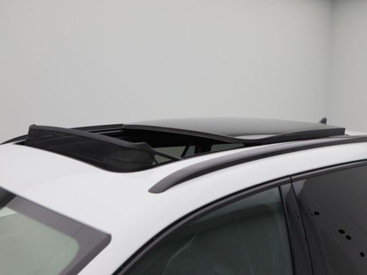 Skoda Superb 1.5 TSi 204 Pk PHEV Sportline Business | Panoramadak | Leder |  Trekhaak | Canton Audio | Stoel M... ActivLease financial lease