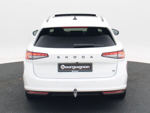 Skoda Superb 1.5 TSi 204 Pk PHEV Sportline Business | Panoramadak | Leder |  Trekhaak | Canton Audio | Stoel M... ActivLease financial lease