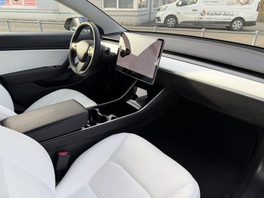 Tesla Model 3 Aut. Long Range Dual Motor AWD | Autopilot | Panorama | Wit Leder | ActivLease financial lease