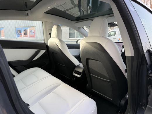Tesla Model 3 Aut. Long Range Dual Motor AWD | Autopilot | Panorama | Wit Leder | ActivLease financial lease