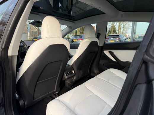 Tesla Model 3 Aut. Long Range Dual Motor AWD | Autopilot | Panorama | Wit Leder | ActivLease financial lease