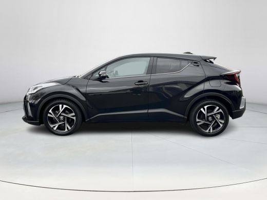 Toyota C-HR 1.8 Hybrid Style | Carplay | Parkeersensoren | Dode hoek waarschuwing | Navigatie | 18 inch LM-ve... ActivLease financial lease