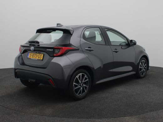 Toyota Yaris 1.5 Hybrid Dynamic | Achterbank in delen neerklapbaar | Achteruitrijcamera | Airco (automatisch) ActivLease financial lease
