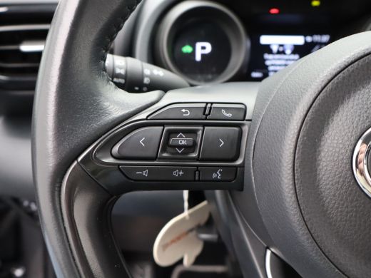 Toyota Yaris 1.5 Hybrid Dynamic | Achterbank in delen neerklapbaar | Achteruitrijcamera | Airco (automatisch) ActivLease financial lease