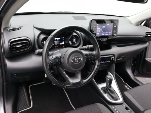 Toyota Yaris 1.5 Hybrid Dynamic | Achterbank in delen neerklapbaar | Achteruitrijcamera | Airco (automatisch) ActivLease financial lease