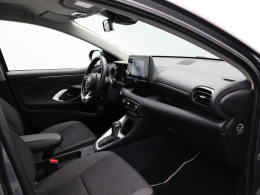 Toyota Yaris 1.5 Hybrid Dynamic | Achterbank in delen neerklapbaar | Achteruitrijcamera | Airco (automatisch) ActivLease financial lease