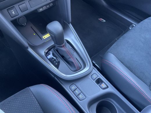 Toyota Yaris Cross 1.5 Hybrid 130 GR SPORT | Carplay | Achteruitrijcamera | Stoelverwarming | ActivLease financial lease