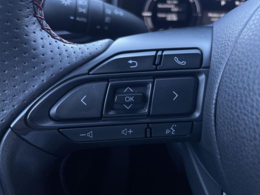 Toyota Yaris Cross 1.5 Hybrid 130 GR SPORT | Carplay | Achteruitrijcamera | Stoelverwarming | ActivLease financial lease