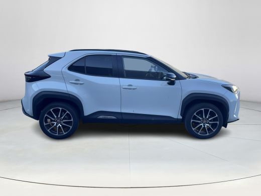 Toyota Yaris Cross 1.5 Hybrid 130 GR SPORT | Carplay | Achteruitrijcamera | Stoelverwarming | ActivLease financial lease