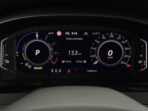 Volkswagen Arteon Aut. 1.4 TSI eHybrid R-Line Business+ | R Stoelen | Camera | DCC | ACC | Memory | ActivLease financial lease
