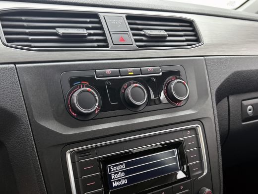 Volkswagen Caddy 2.0 TDI 5Pers. Euro6 Trendline / 2xSchuifdeur / Airco / Pdc. / Radio multimedia / Apk 01-2027 ActivLease financial lease