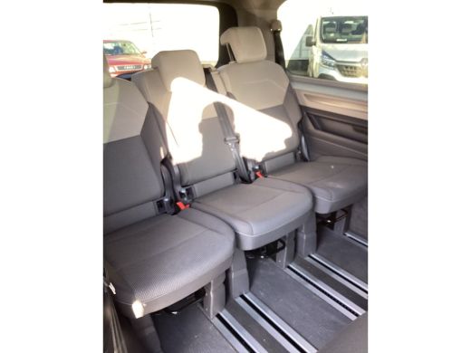 Volkswagen Multivan 1.4 eHybrid L2H1 Life Business | Trekhaak | Easy openpakket | 18 inch LMV |  Navigatie | Cruise c... ActivLease financial lease