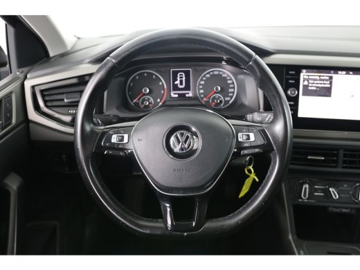 Volkswagen Polo 1.0 TSI Comfortline | Apple Carplay & Android Auto | Adaptive Cruise | Navigatie | Airco ActivLease financial lease