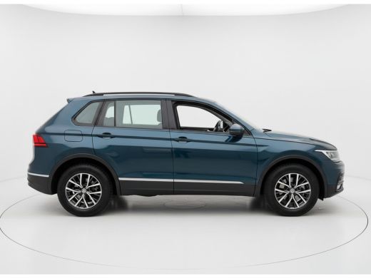Volkswagen Tiguan E-HYBRID 245PK DSG LIFE TREKHAAK/NAVI/STUURVERW. ActivLease financial lease